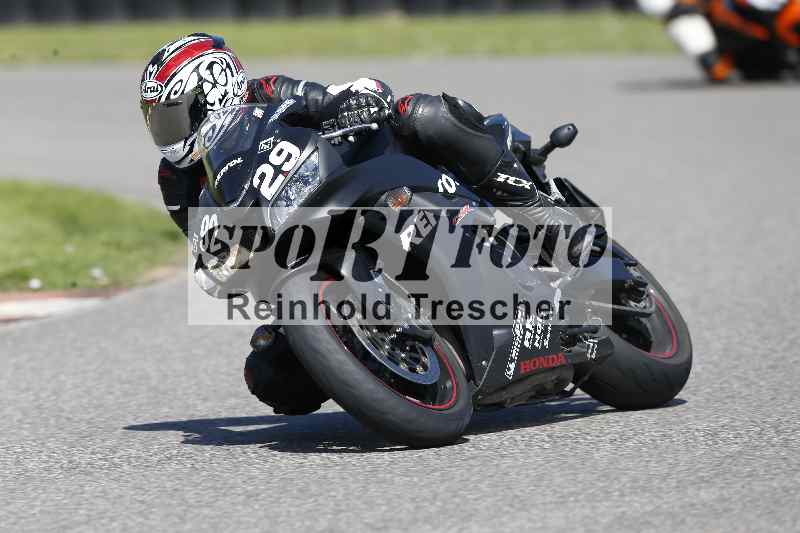 /Archiv-2025/42 07.08.2025 Peter Studer Girls Day ADR/Gruppe orange/92